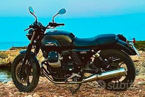 Moto guzzi V7 STONE II