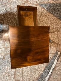 Mobiletto con cassetto