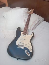 chitarra elettrica 