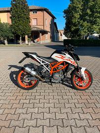 KTM Duke 390