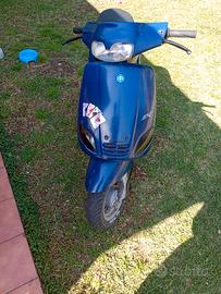 piaggio zip