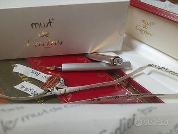 Penna Le must de Cartier Santos Trinity