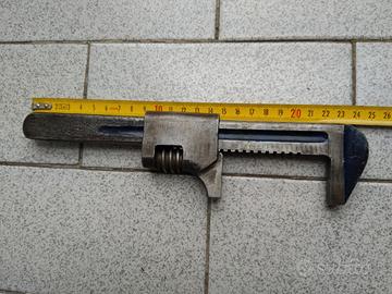 Chiave inglese vintage, forbice per potare Vintage