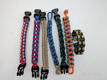 Braccialetti paracord militare di vari colori