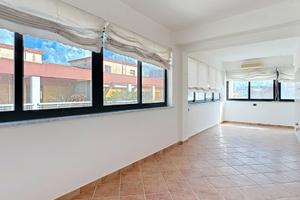 Ampio e Luminoso Appartamento in Centro Città