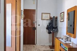 Via palermo appartamento mq 90 con garage