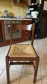 Sedie in legno da salotto
