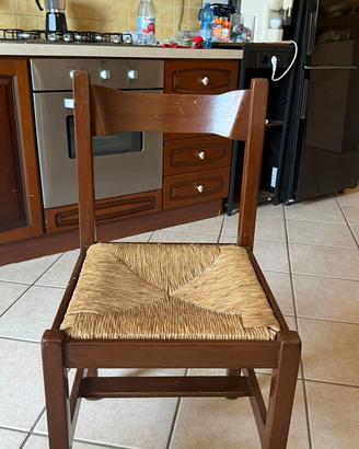 Sedie in legno da salotto