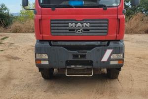 autocarro 4 assi 