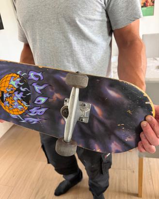 Skateboard globe