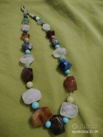 collana pietre colorate