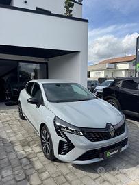Renault Clio TCE TECHNO