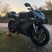 Yamaha R1