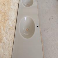 Top con doppio lavabo integrato