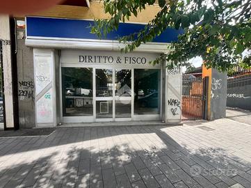 NEGOZIO A ROMA