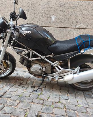 ducati Monster 600