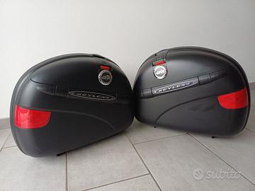 Valigie (bauloni) laterali GIVI E41 Keyless