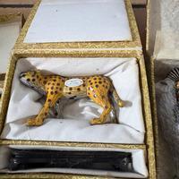 statuetta in smalto cloisonné Ghepardo