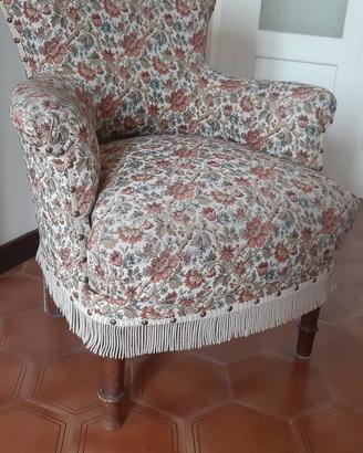Antica poltrona detta "la commode"
