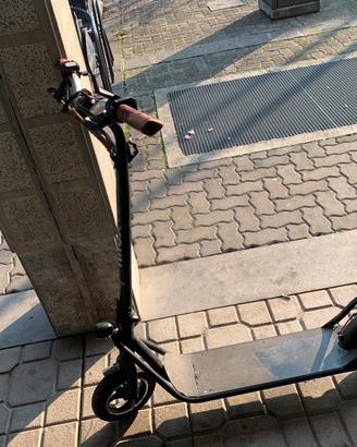 Monopattino nilox sl10