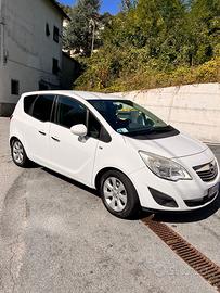 Auto Opel meriva