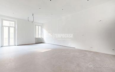 Quadrilocale con tre bagni ristrutturato in centro