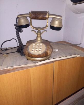 Telefoni antichi