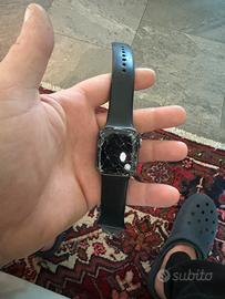 Apple watch serie 4  40mm schermo rotto