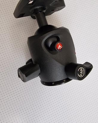 testa a sfera manfrotto  MH054M0-Q2 perfetta