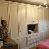 Armadio 8 ante, cassettiera, porta/tv