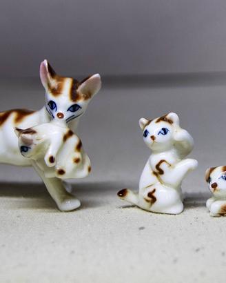 Miniature porcellana  Genuine Bone China vintage