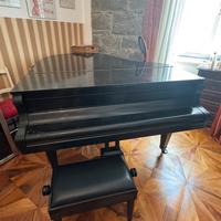 Pianoforte a mezza coda Holzl