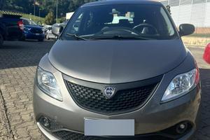Auto perfetta, comoda e scattante.