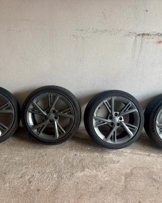 4 cerchi in lega 18”diamantati originali Audi A3