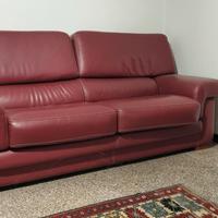 Divano in pelle 3 posti come nuovo