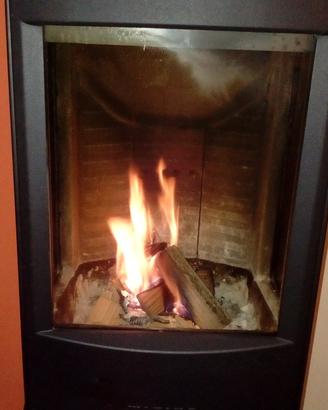 Stufa a legna