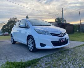 Toyota Yaris 1.4 D-4D 5 porte Lounge M-MT