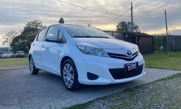 Toyota Yaris 1.4 D-4D 5 porte Lounge M-MT