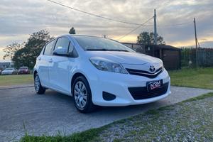 Toyota Yaris 1.4 D-4D 5 porte Lounge M-MT