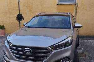 HYUNDAI Tucson 1.7 CRDi DCT -GARANZIA FINO AL 2030