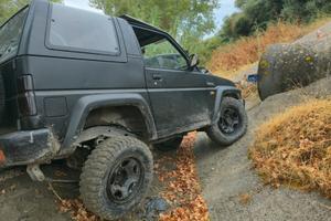 daihatsu feroza 