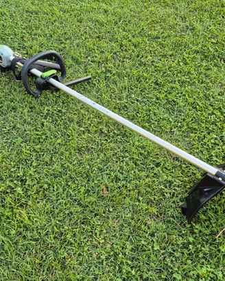 Decespugliatore a batteria EGO ST1530E 