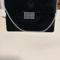 Borsetta in velluto nero con strass