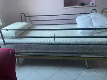 Sponde letto anziani