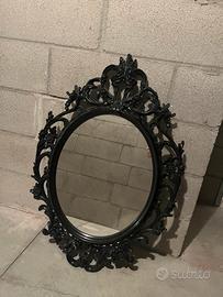 Specchio con cornice barocca