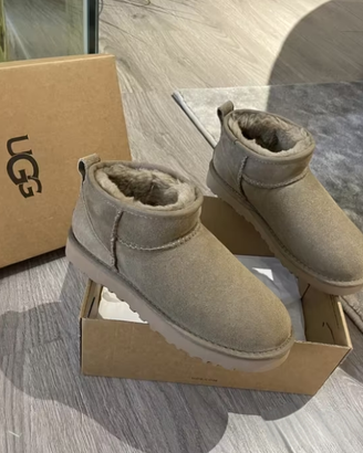 UGG Classic Ultra Mini Antilope Marrone EU 39