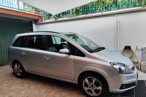 Opel Zafira B 
