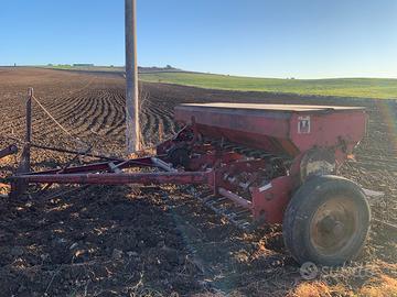 Seminatrice McCormick International S6-6