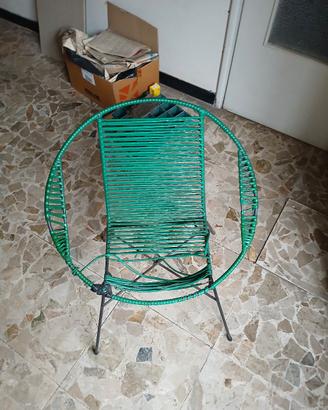 Sedia anni '60 in ferro e plastica. 