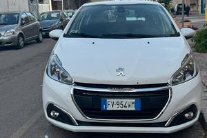 Pegeout 208 1.5 hdi 2019 , 102 cv